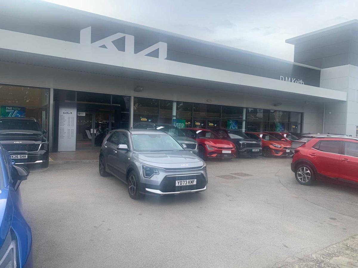 Main listing image - Kia Niro