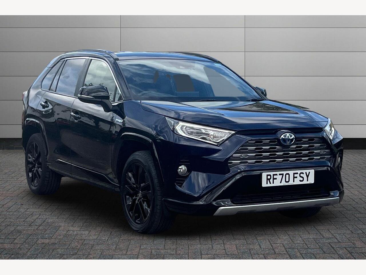 Main listing image - Toyota RAV4