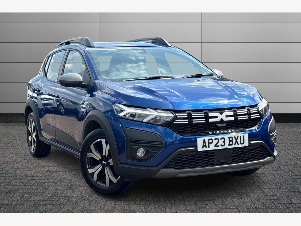 Main listing image - Dacia Sandero Stepway