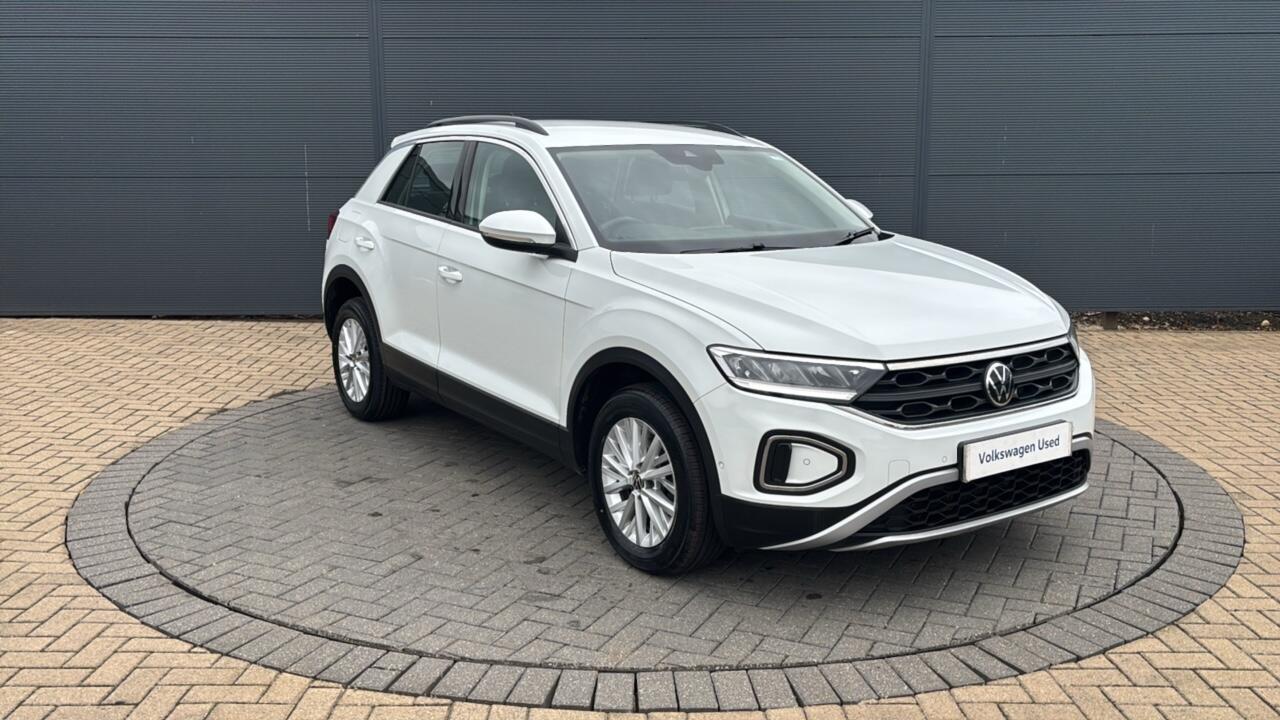 Main listing image - Volkswagen T-Roc