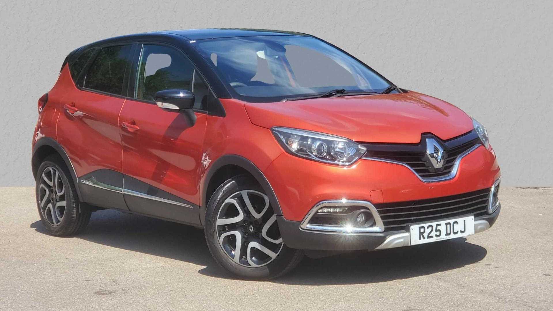 Main listing image - Renault Captur