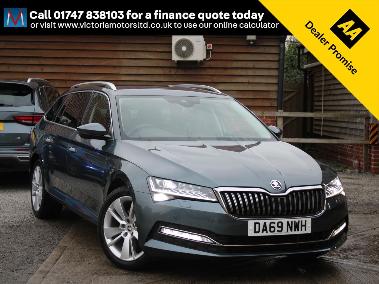 Main listing image - Skoda Superb Estate