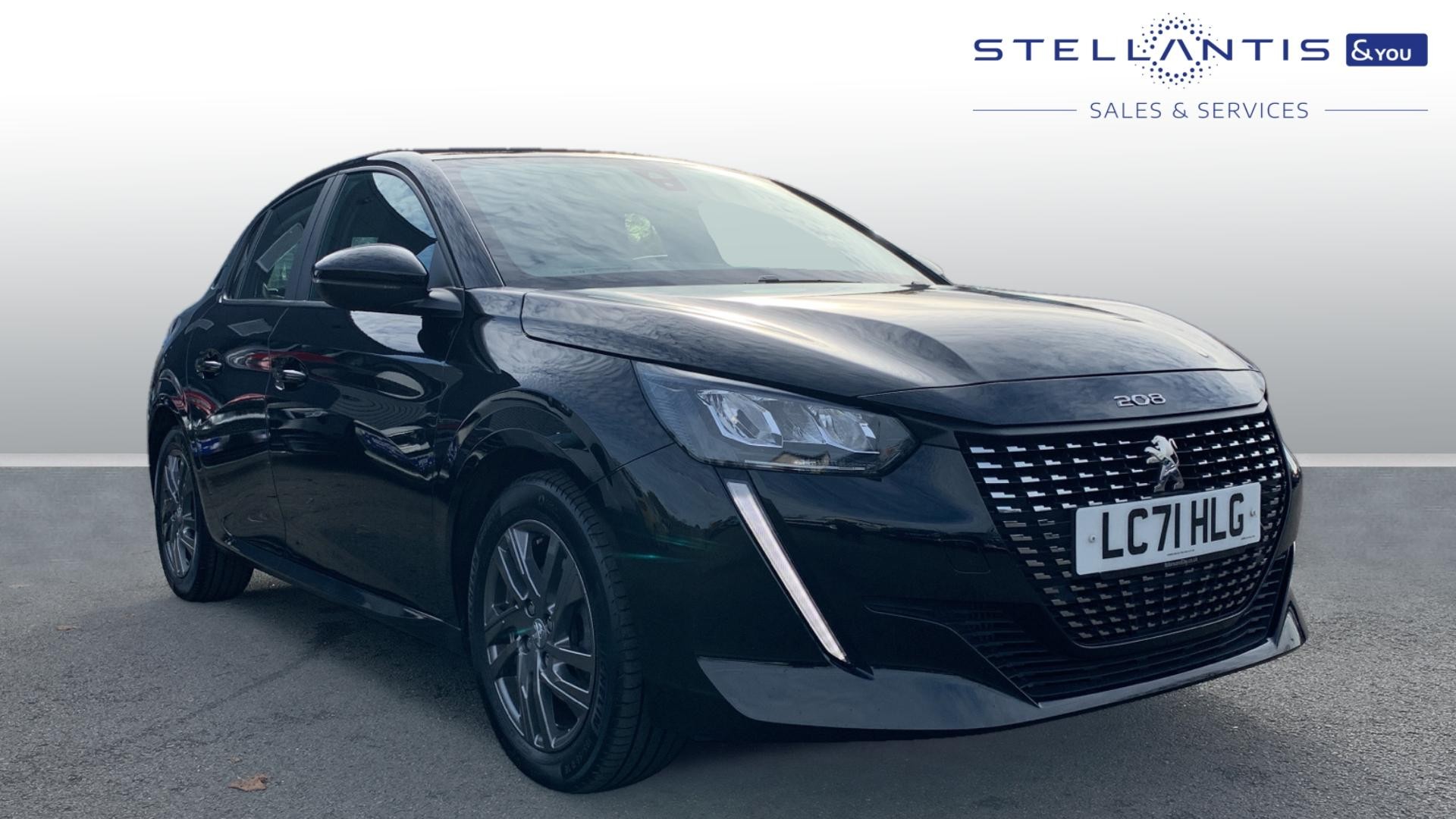 Main listing image - Peugeot 208