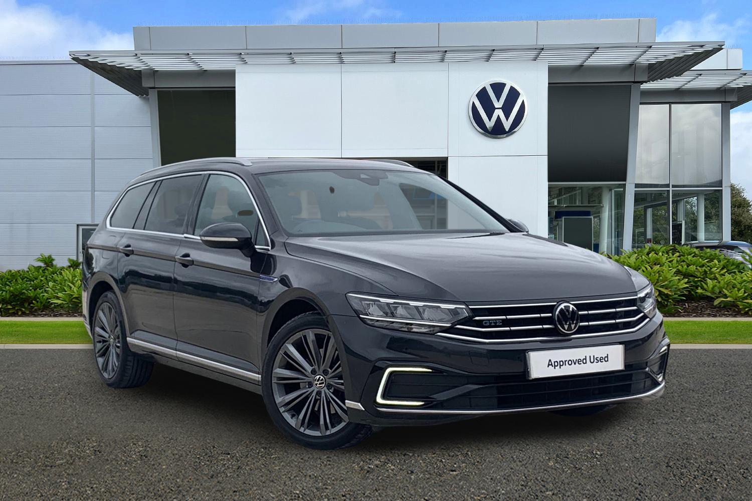 Main listing image - Volkswagen Passat