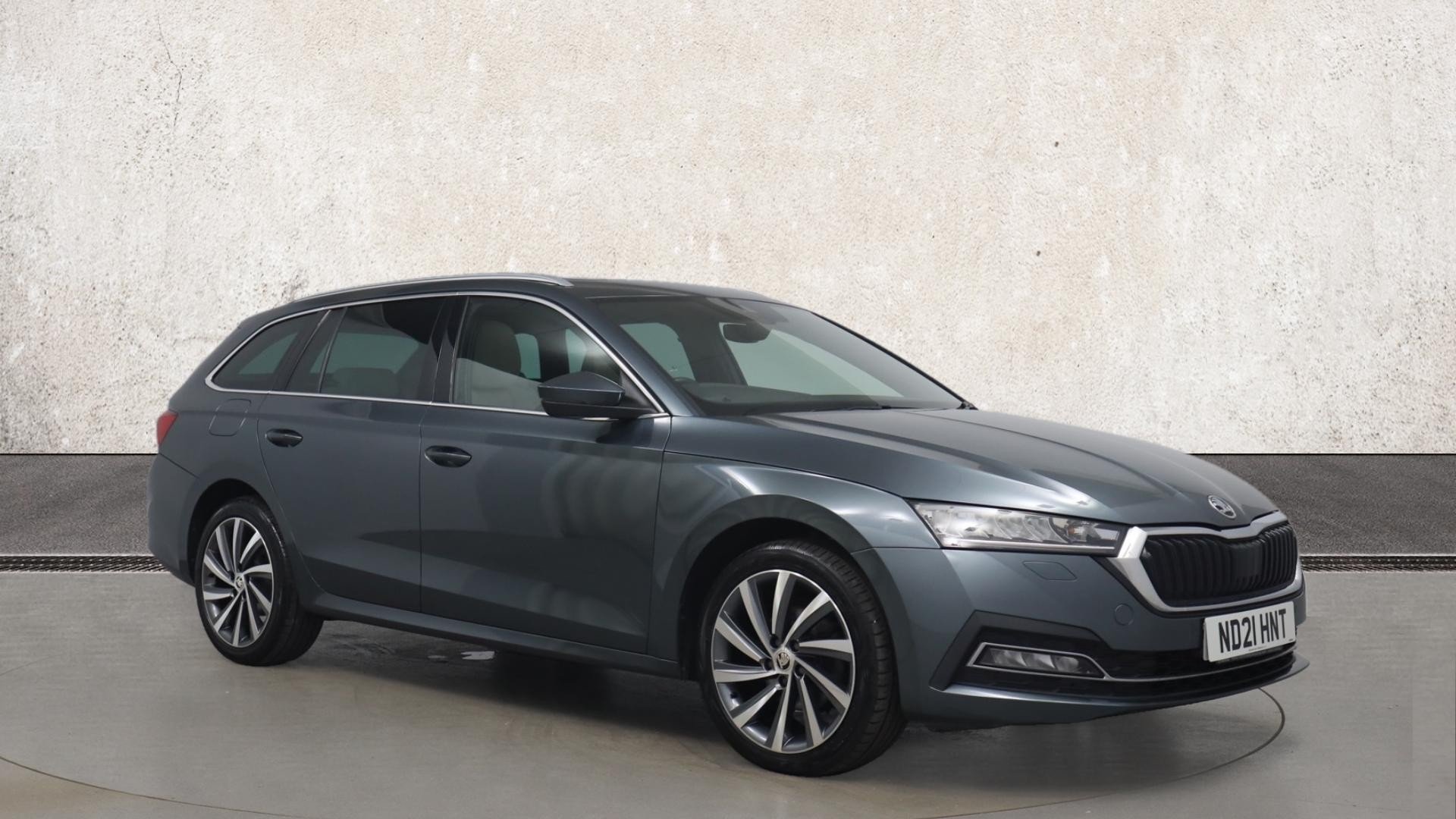 Main listing image - Skoda Octavia Estate