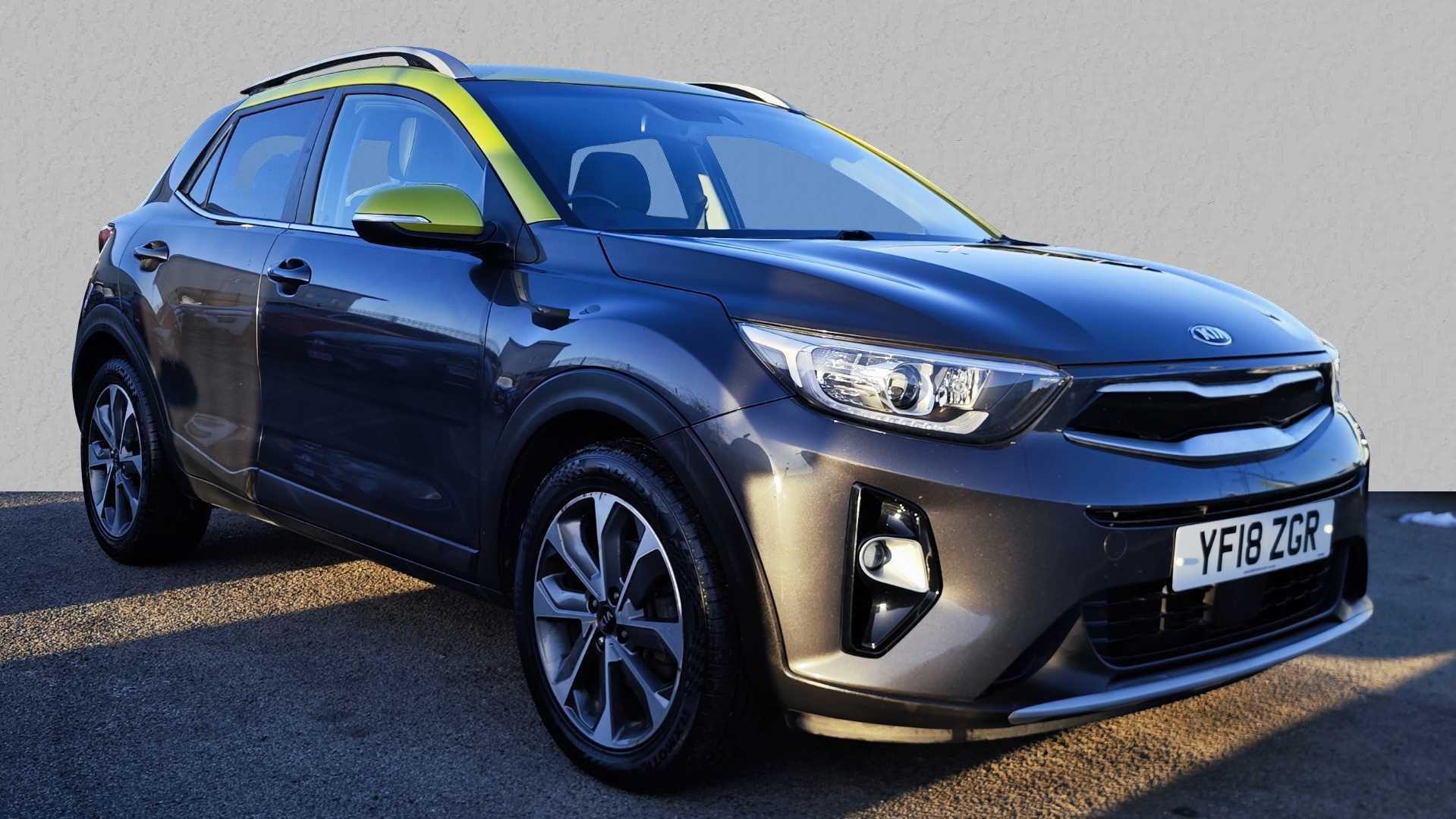 Main listing image - Kia Stonic