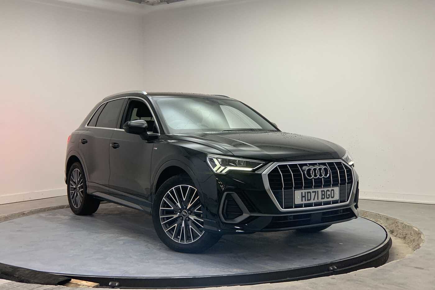 Main listing image - Audi Q3