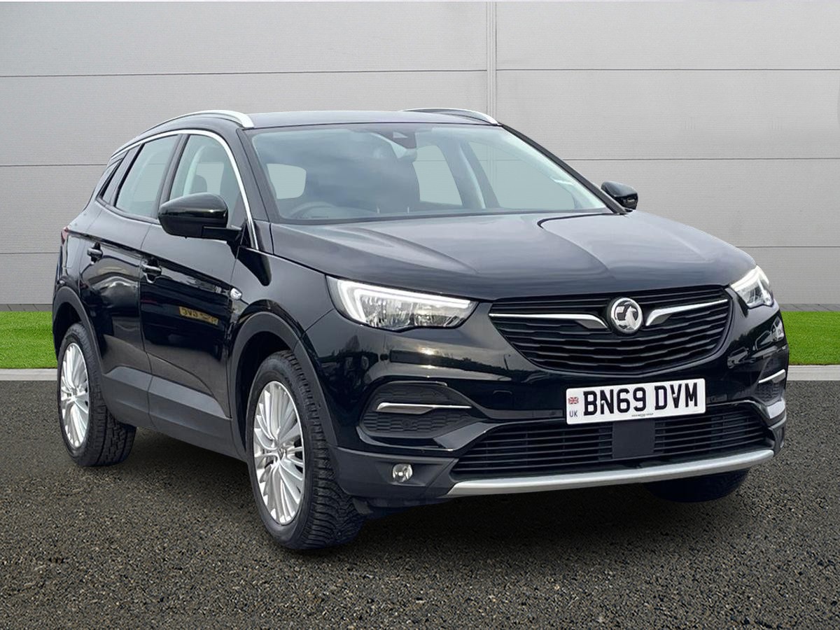 Main listing image - Vauxhall Grandland X