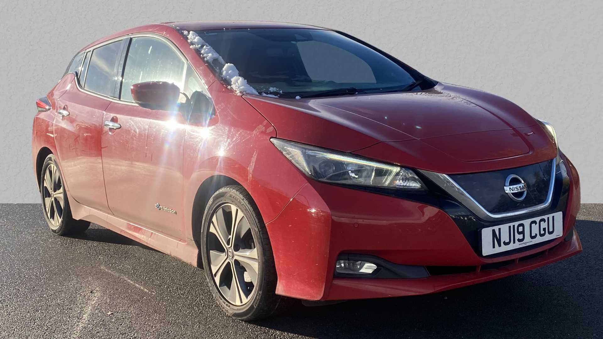 Main listing image - Nissan Leaf