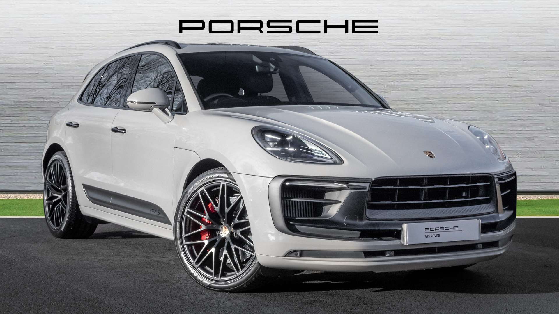 Main listing image - Porsche Macan