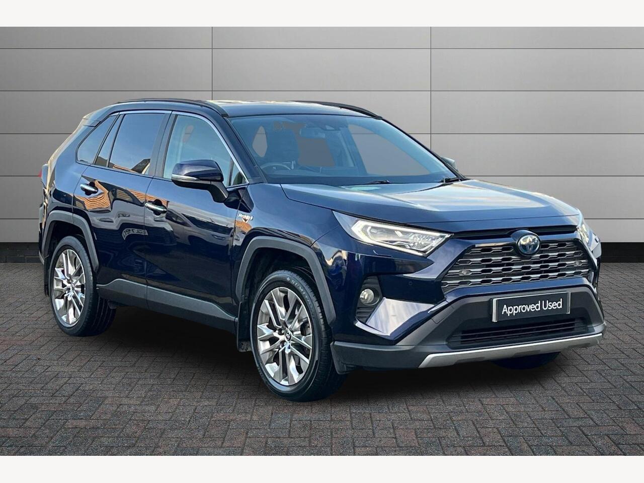 Main listing image - Toyota RAV4