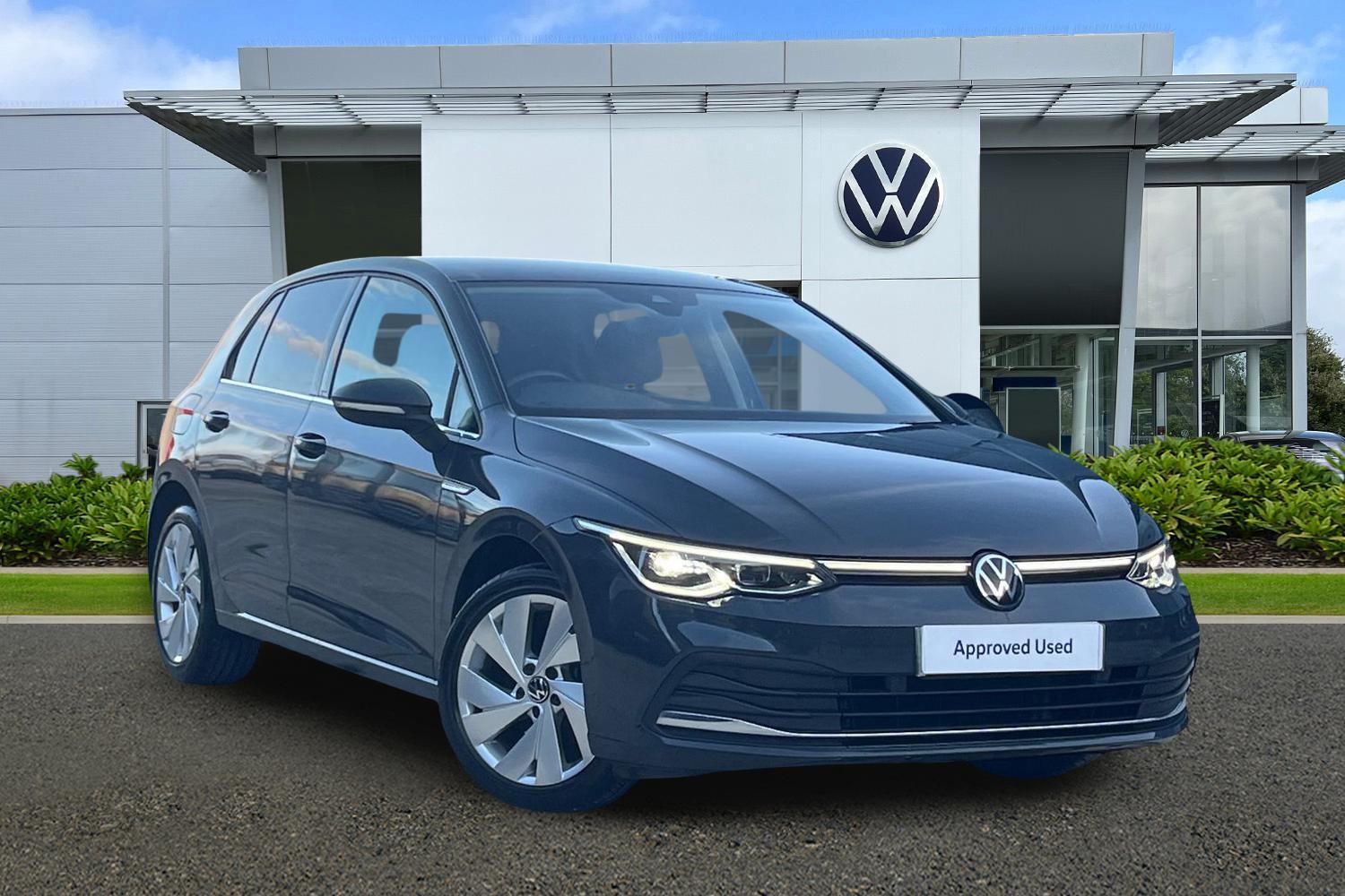 Main listing image - Volkswagen Golf