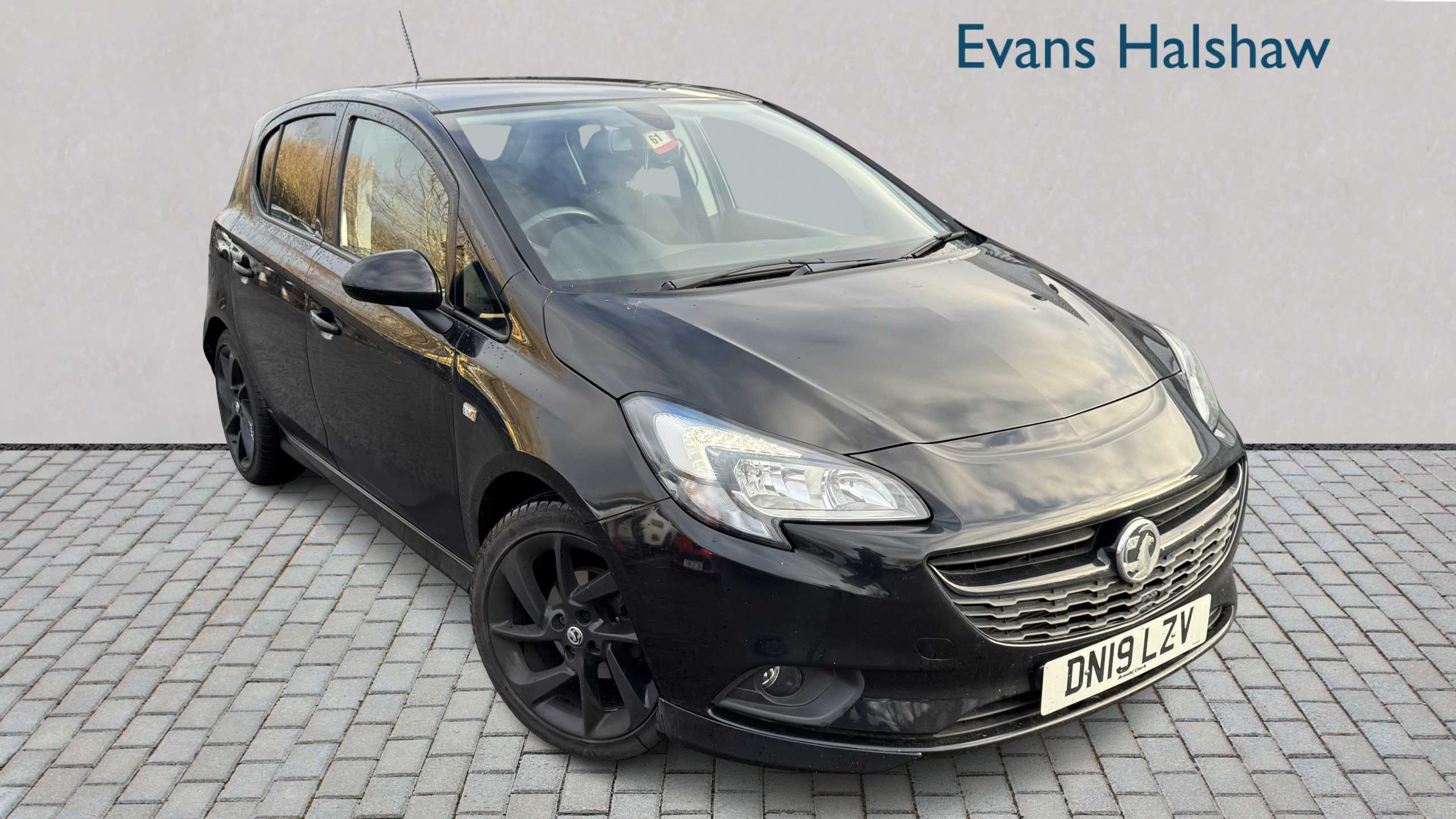 Main listing image - Vauxhall Corsa