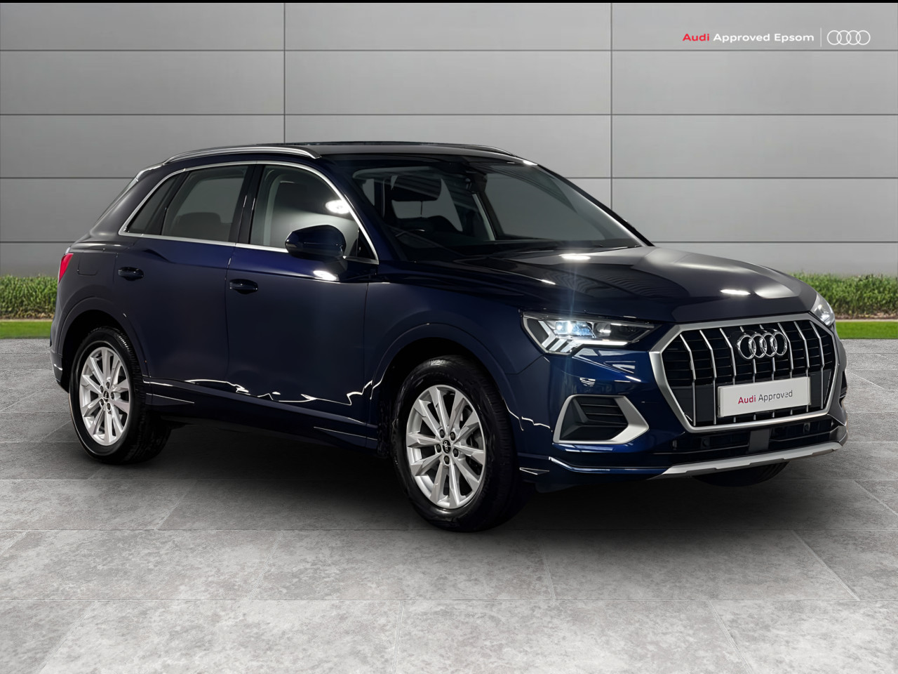 Main listing image - Audi Q3