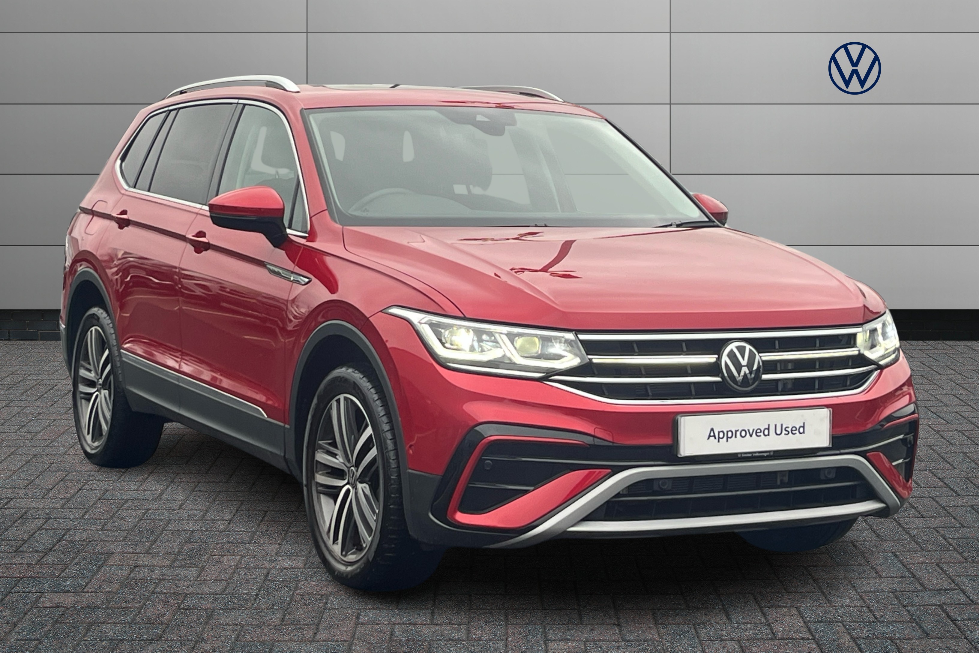 Main listing image - Volkswagen Tiguan Allspace
