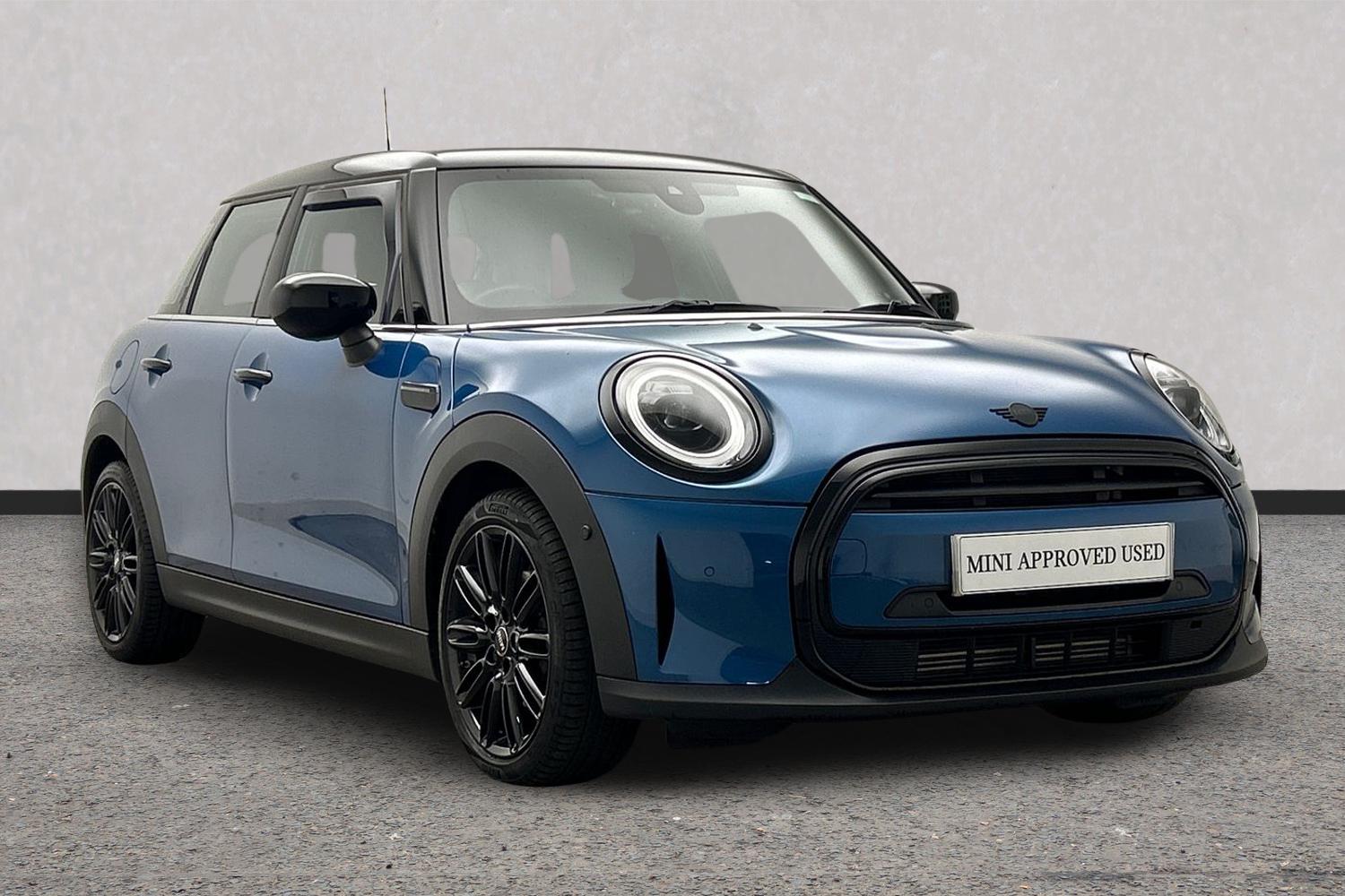 Main listing image - MINI Hatchback