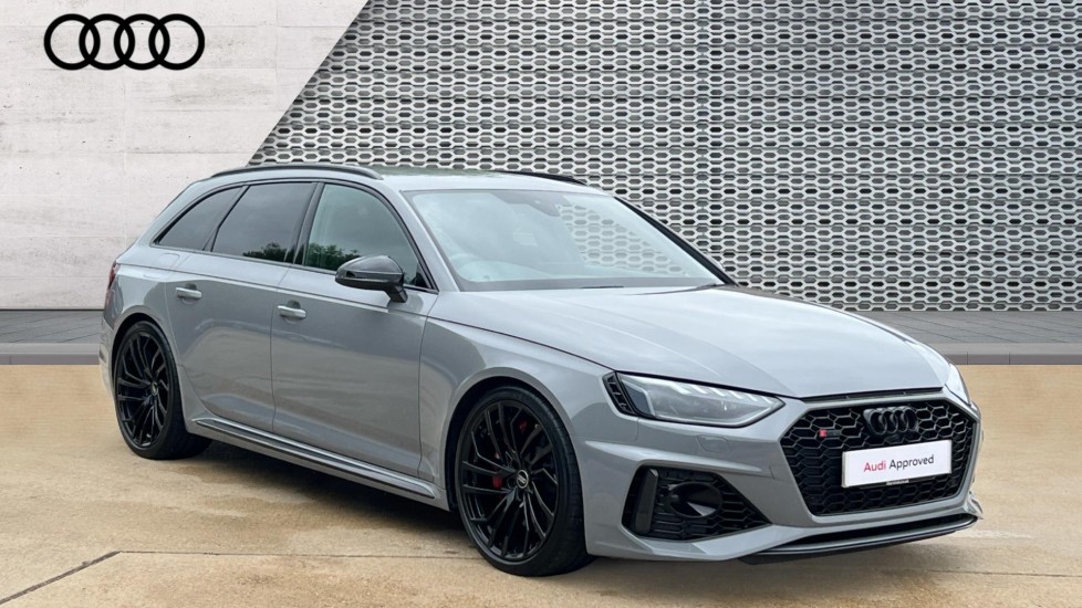 Main listing image - Audi RS4