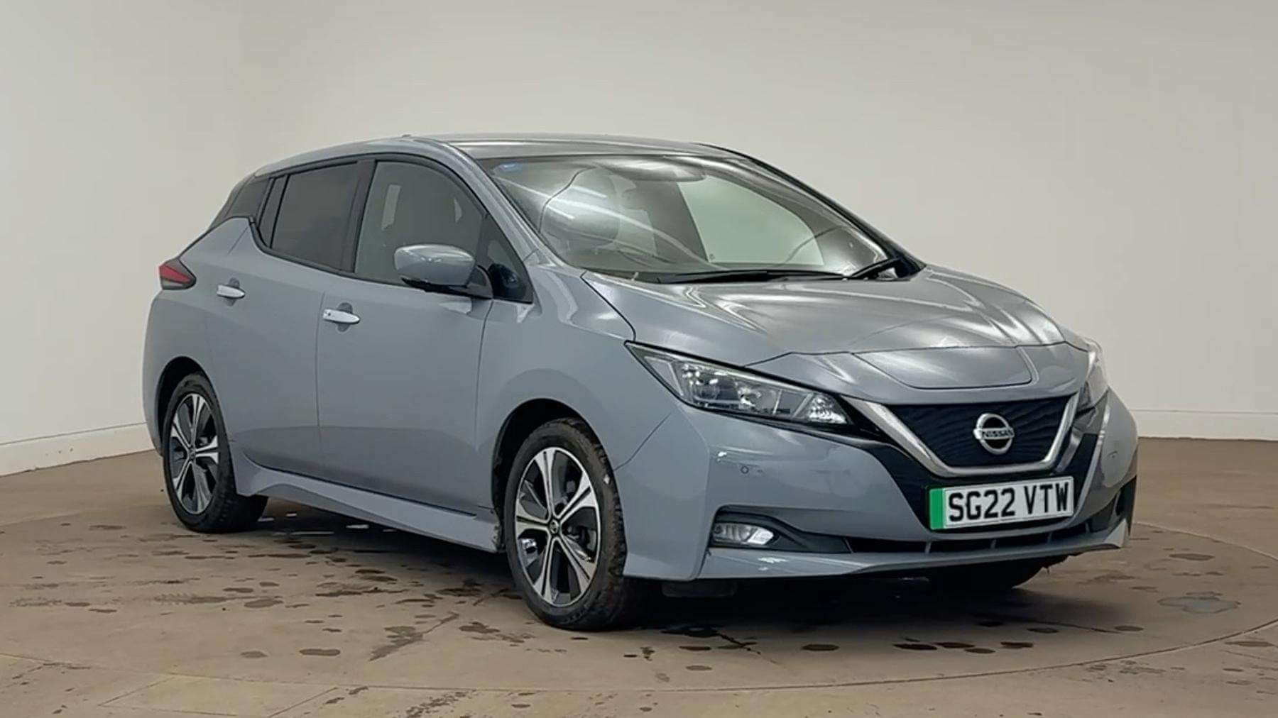 Main listing image - Nissan Leaf