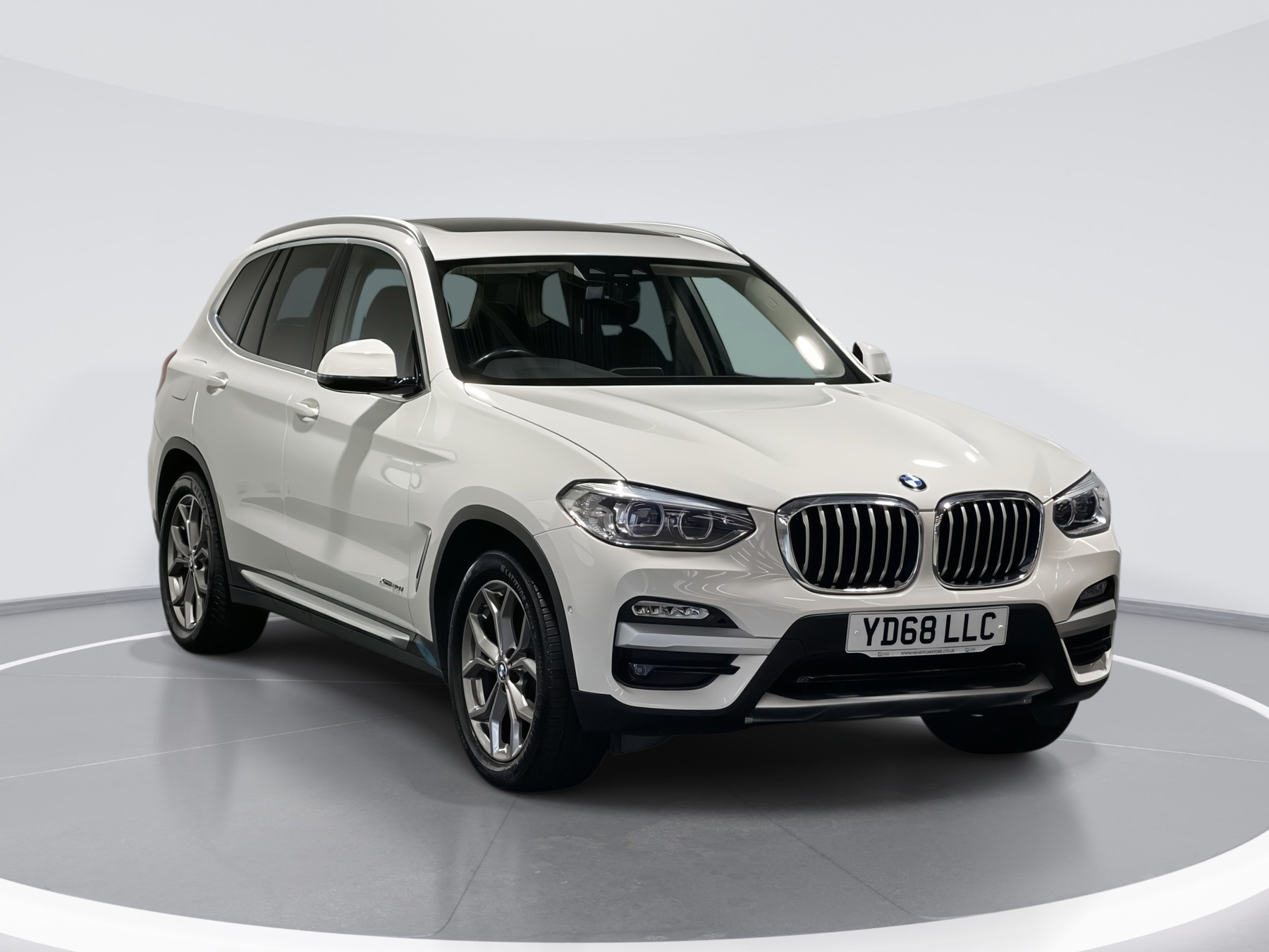 Main listing image - BMW X3