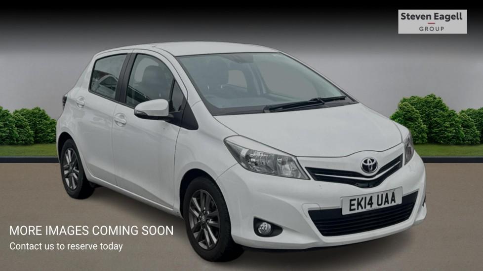 Main listing image - Toyota Yaris