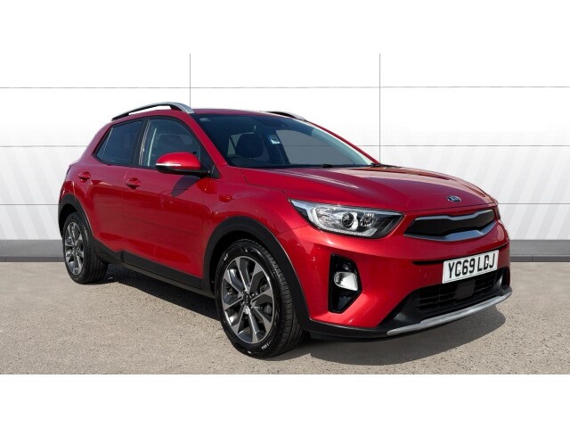 Main listing image - Kia Stonic