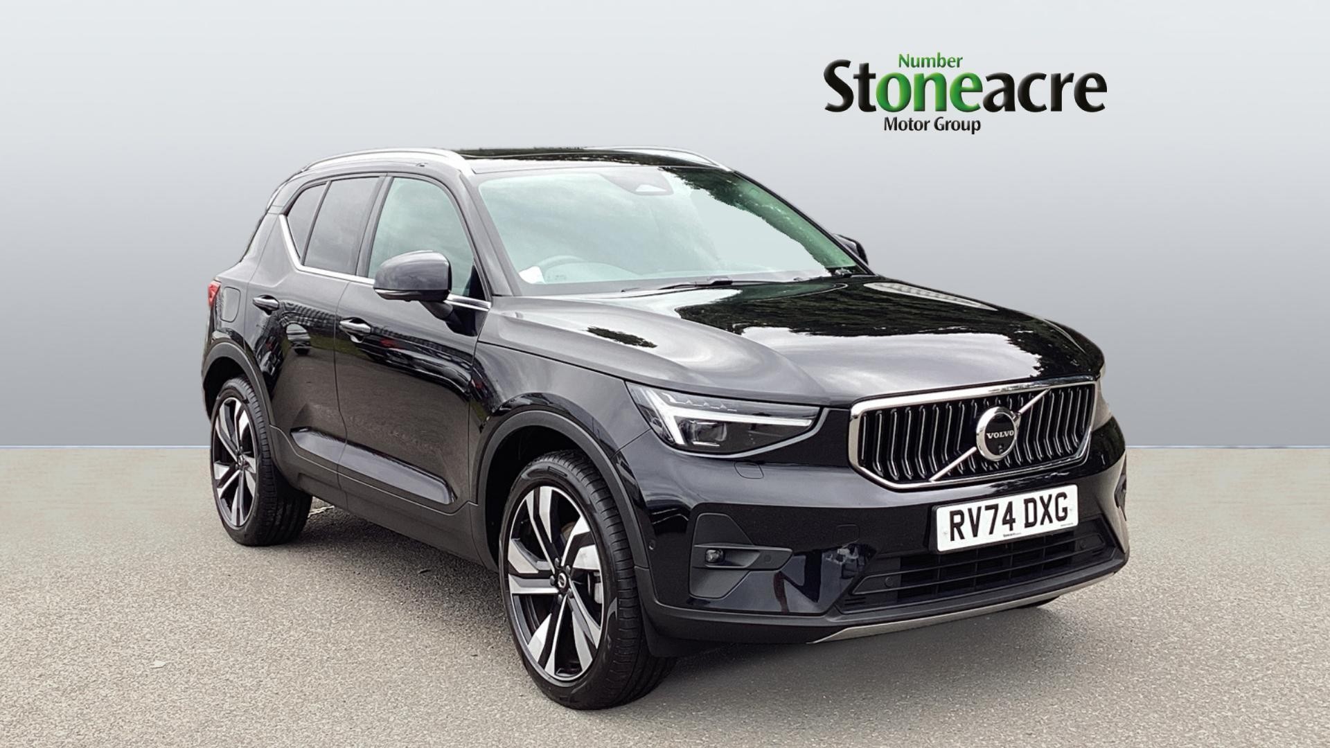 Main listing image - Volvo XC40