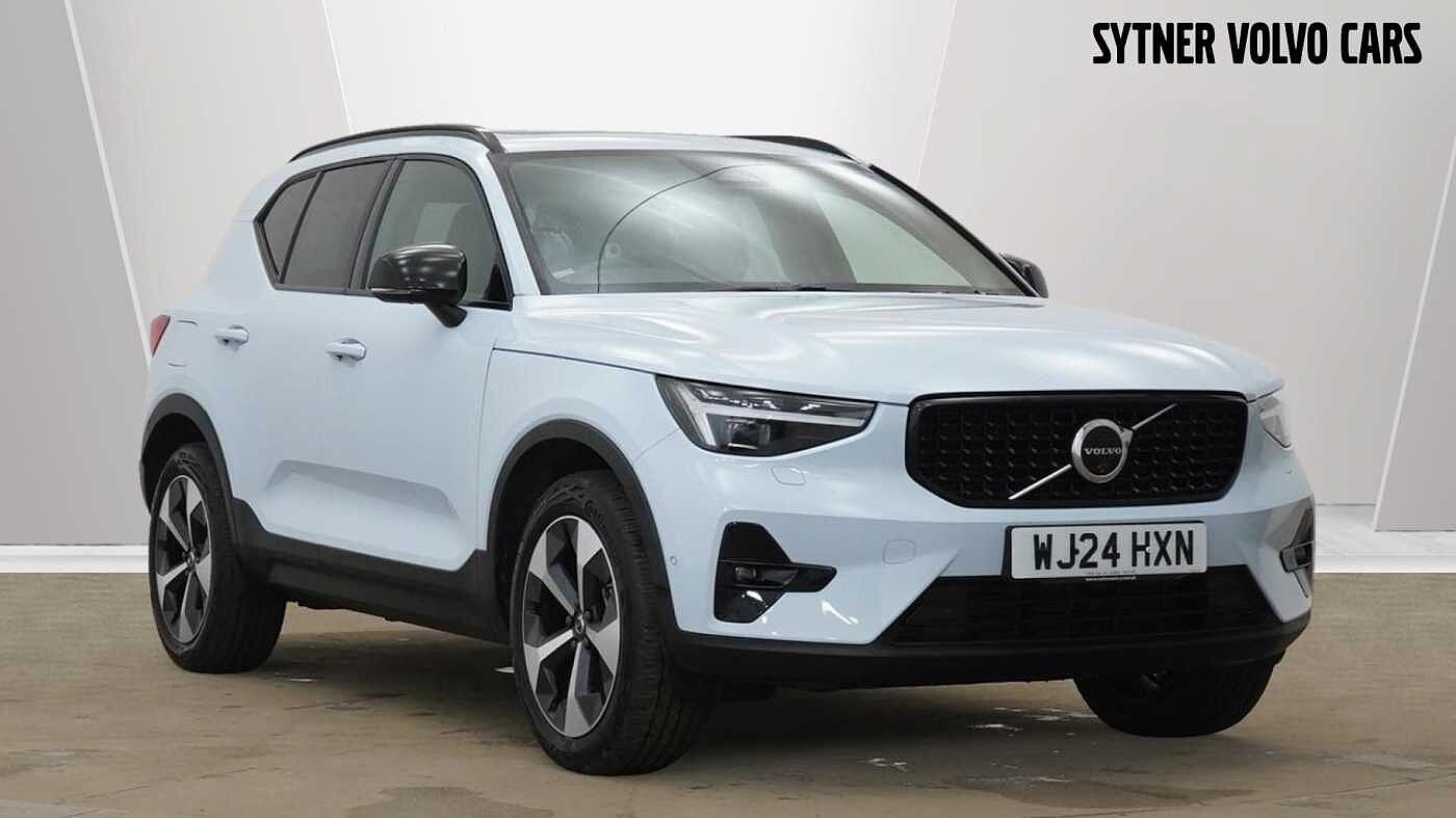 Main listing image - Volvo XC40