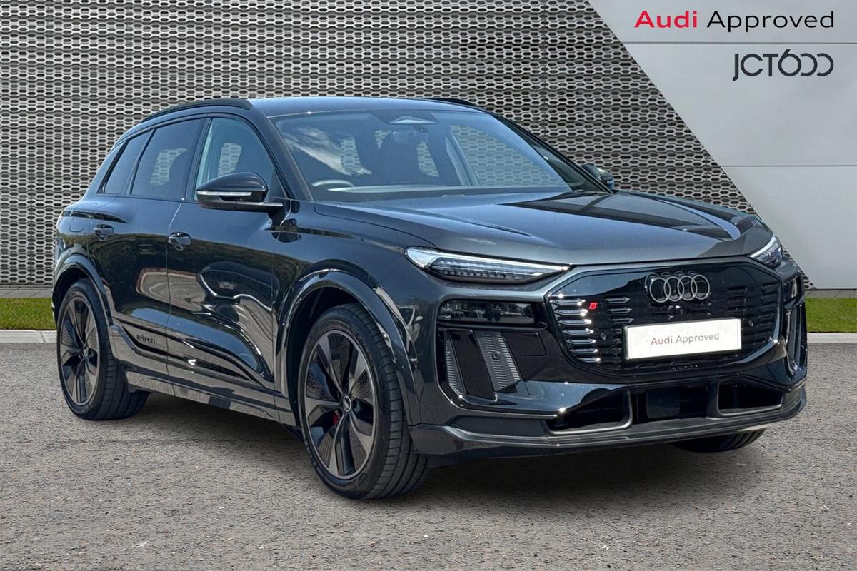Main listing image - Audi Q6