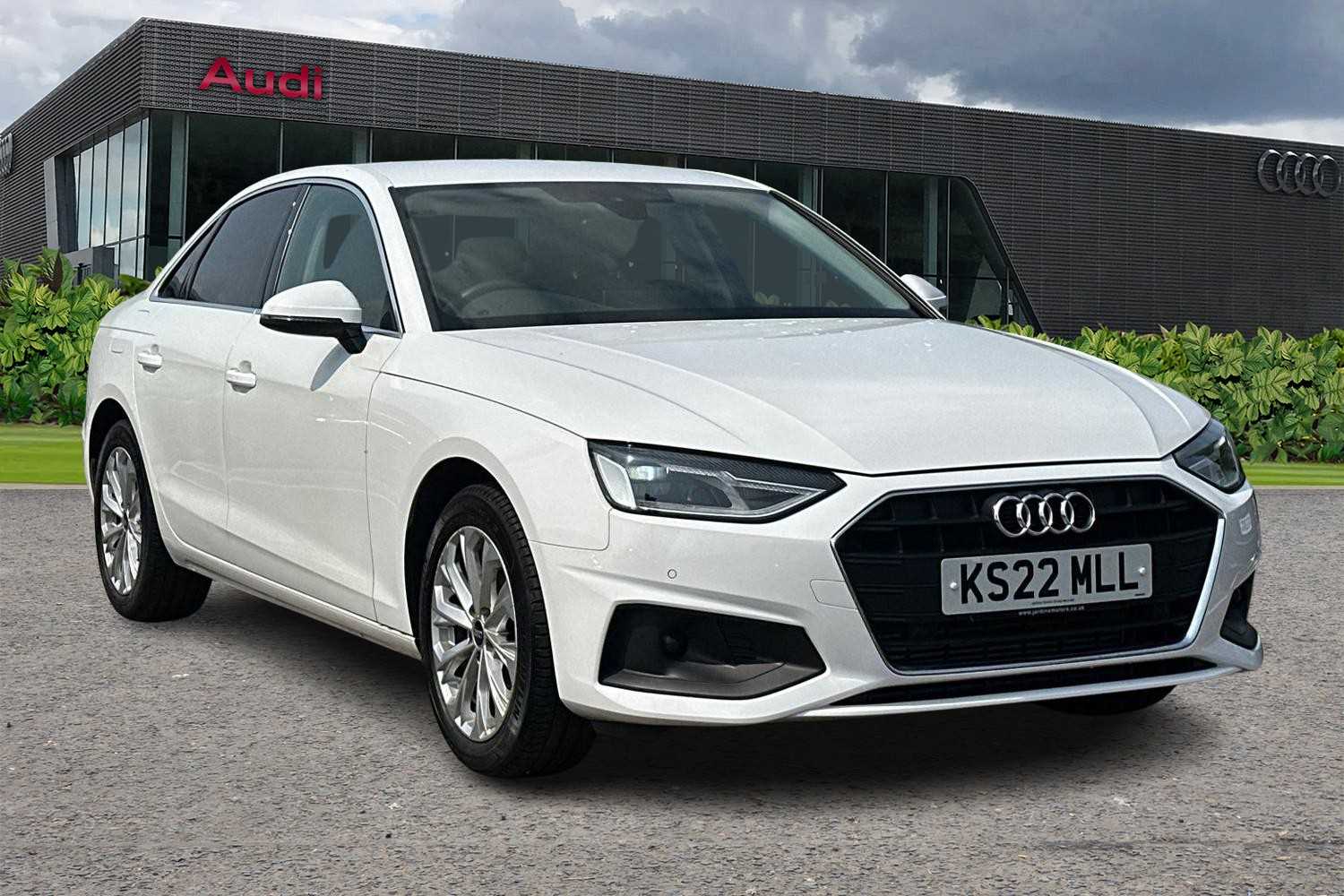 Main listing image - Audi A4