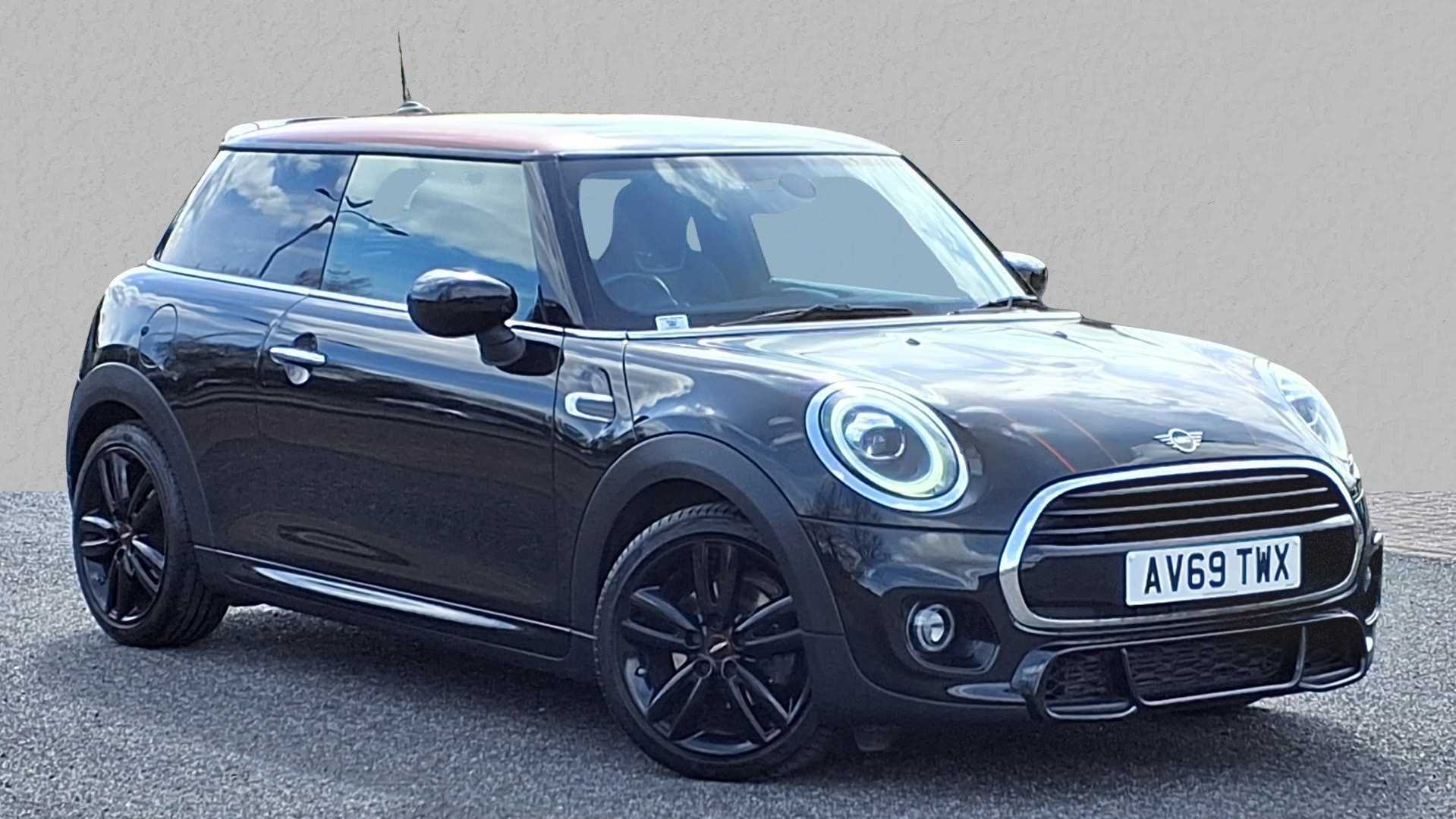 Main listing image - MINI Hatchback