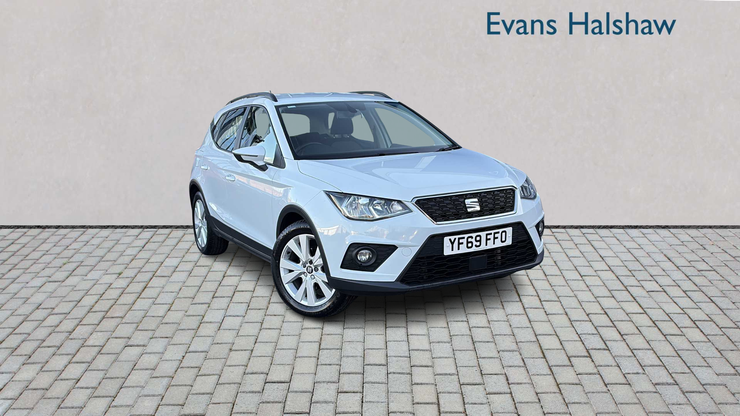 Main listing image - SEAT Arona