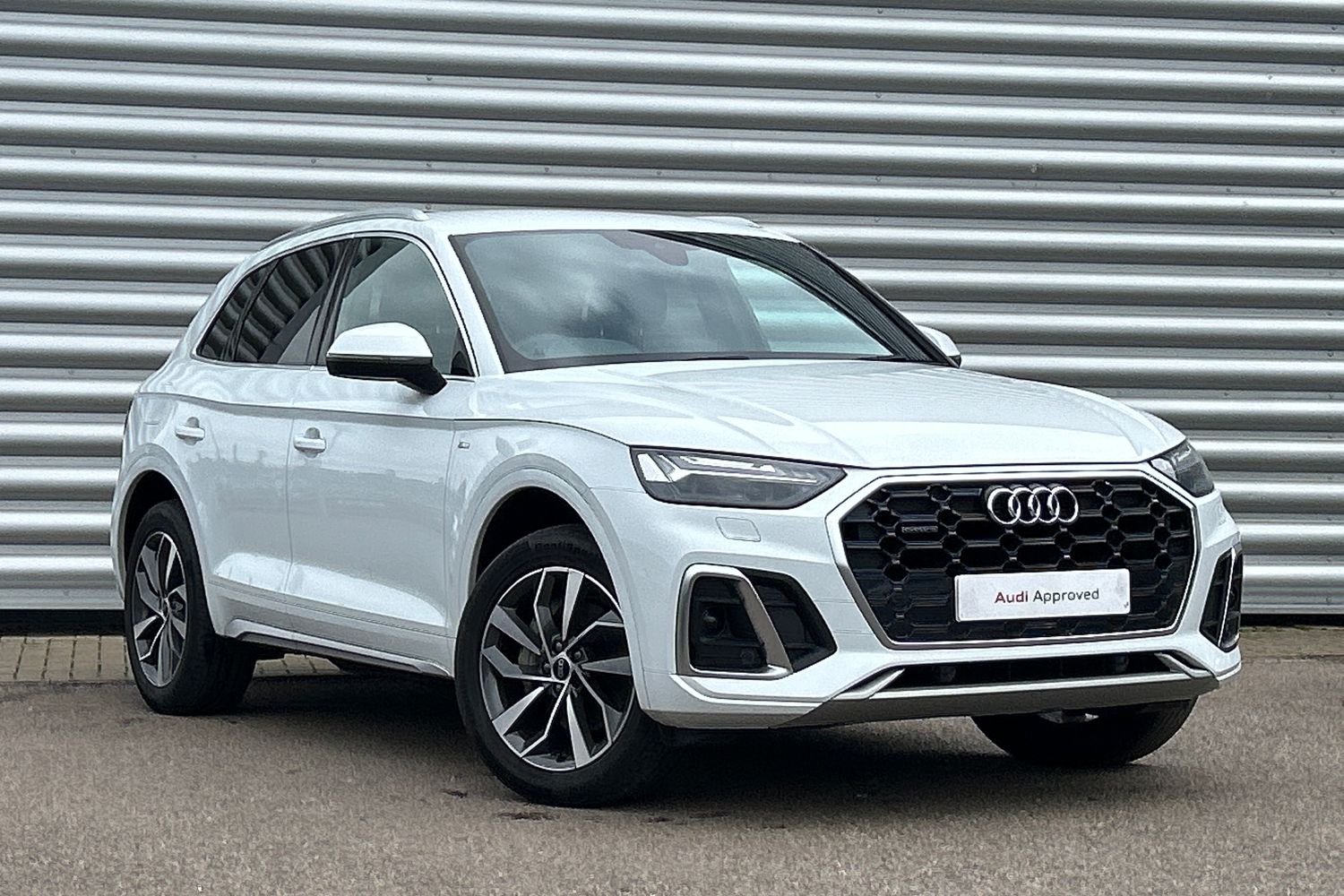 Main listing image - Audi Q5