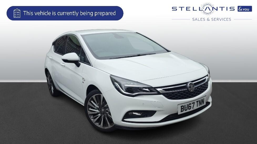 Main listing image - Vauxhall Astra