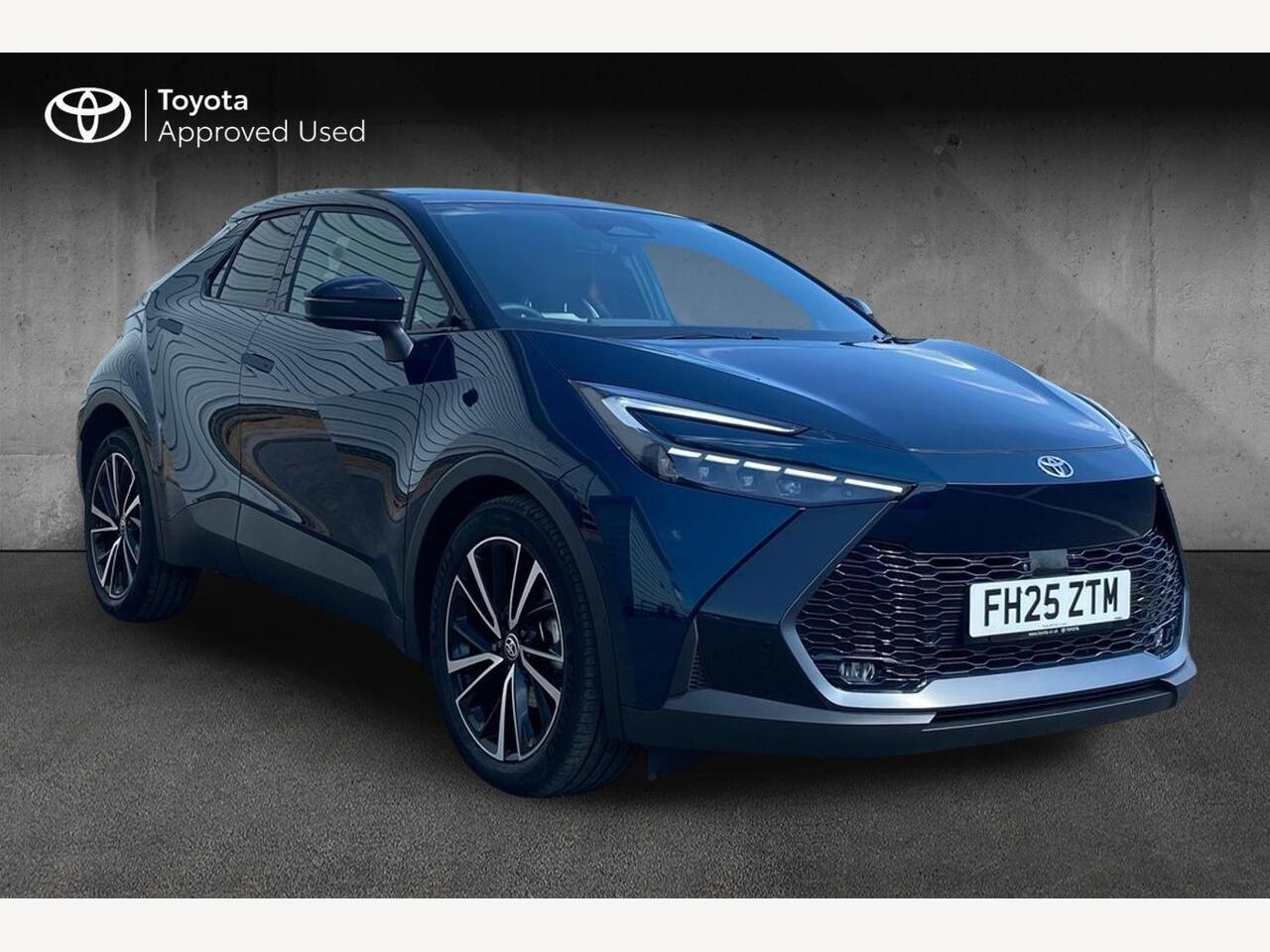 Main listing image - Toyota C-HR