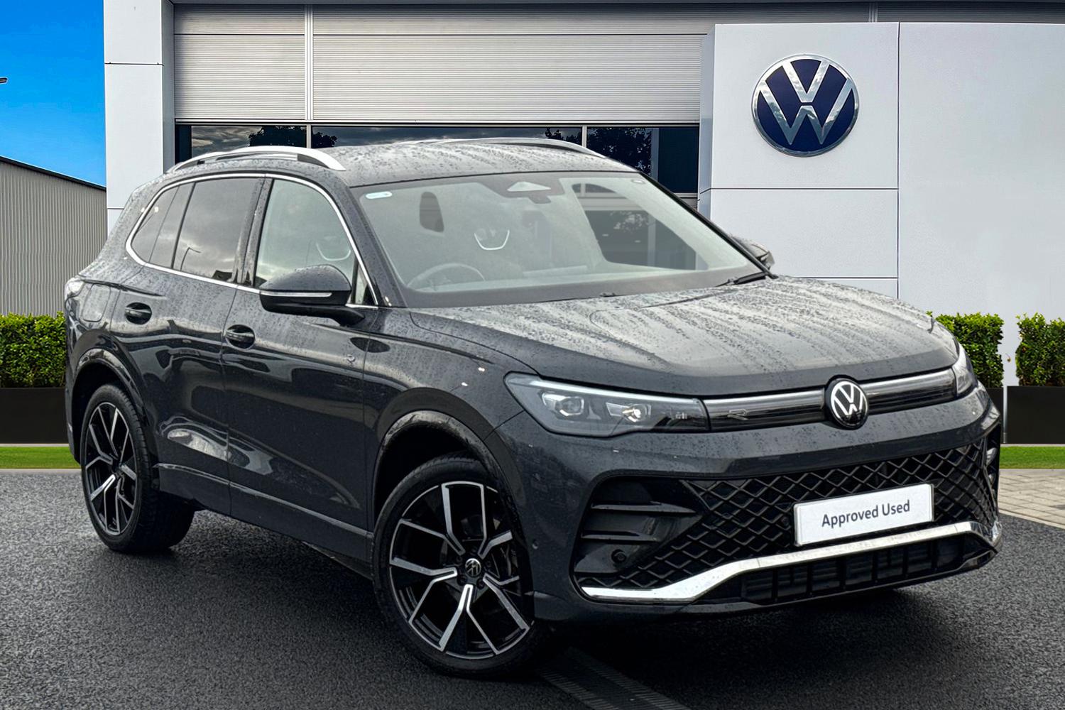 Main listing image - Volkswagen Tiguan
