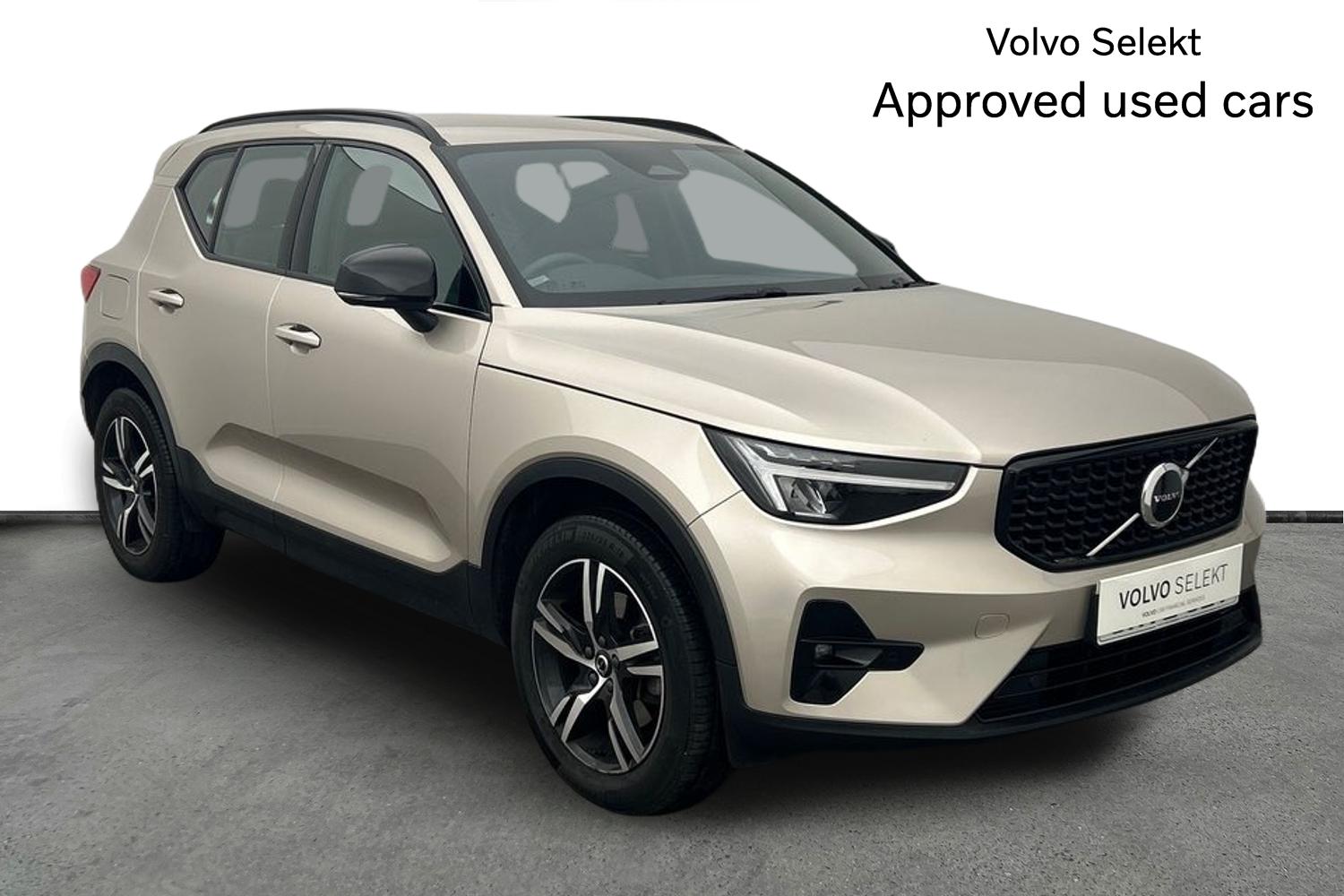 Main listing image - Volvo XC40