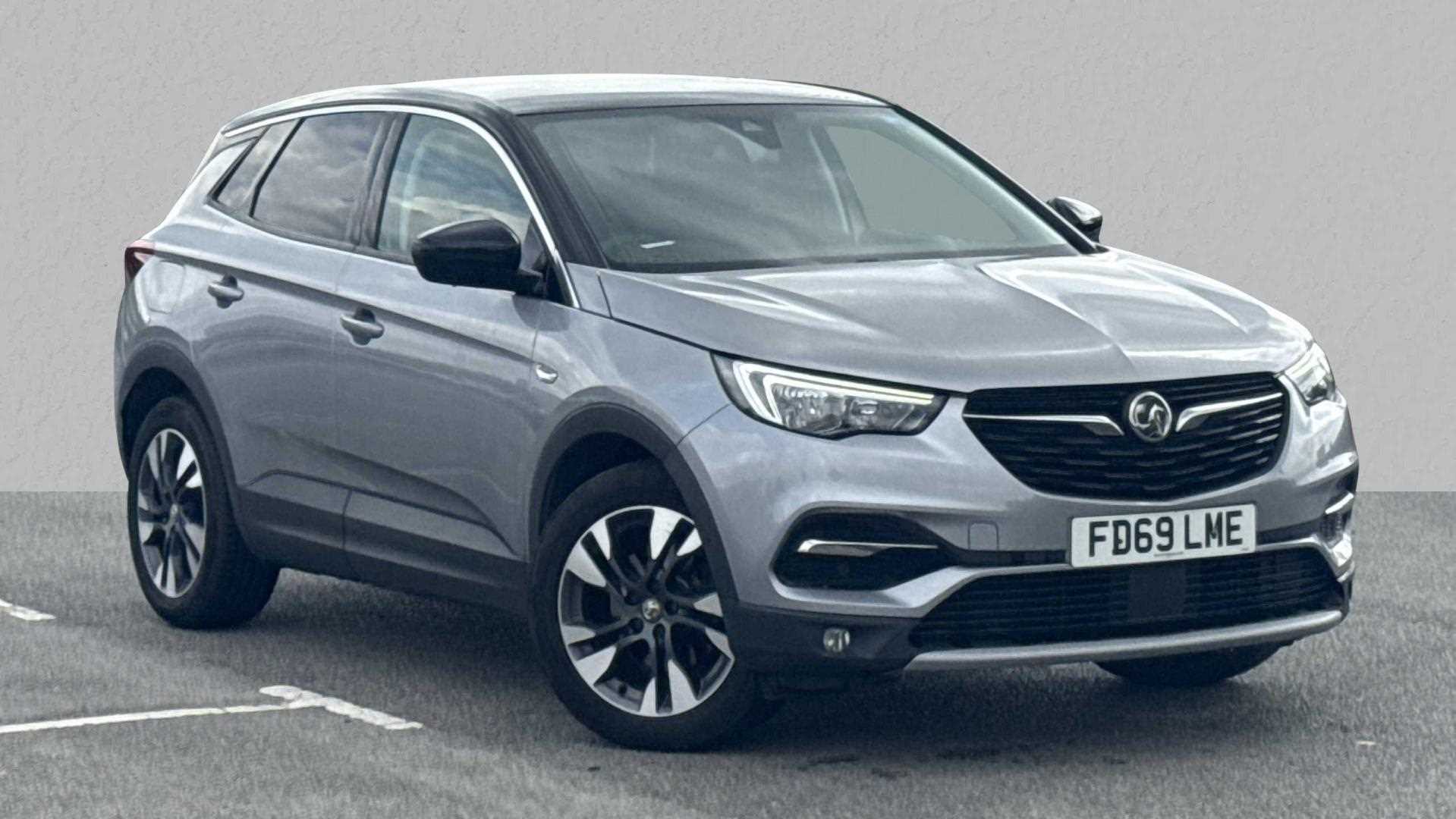 Main listing image - Vauxhall Grandland X