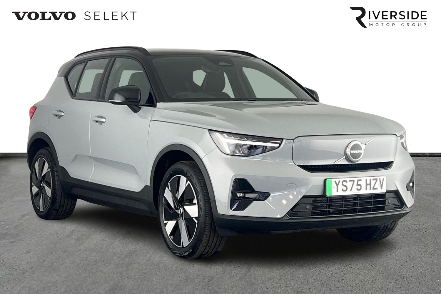 Main listing image - Volvo Ex40