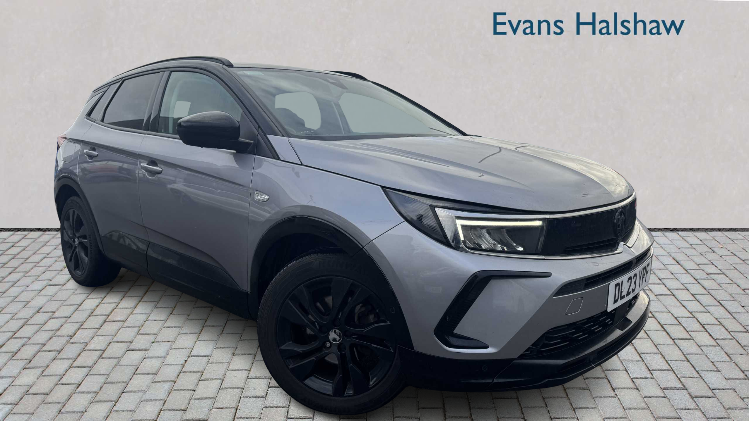 Main listing image - Vauxhall Grandland