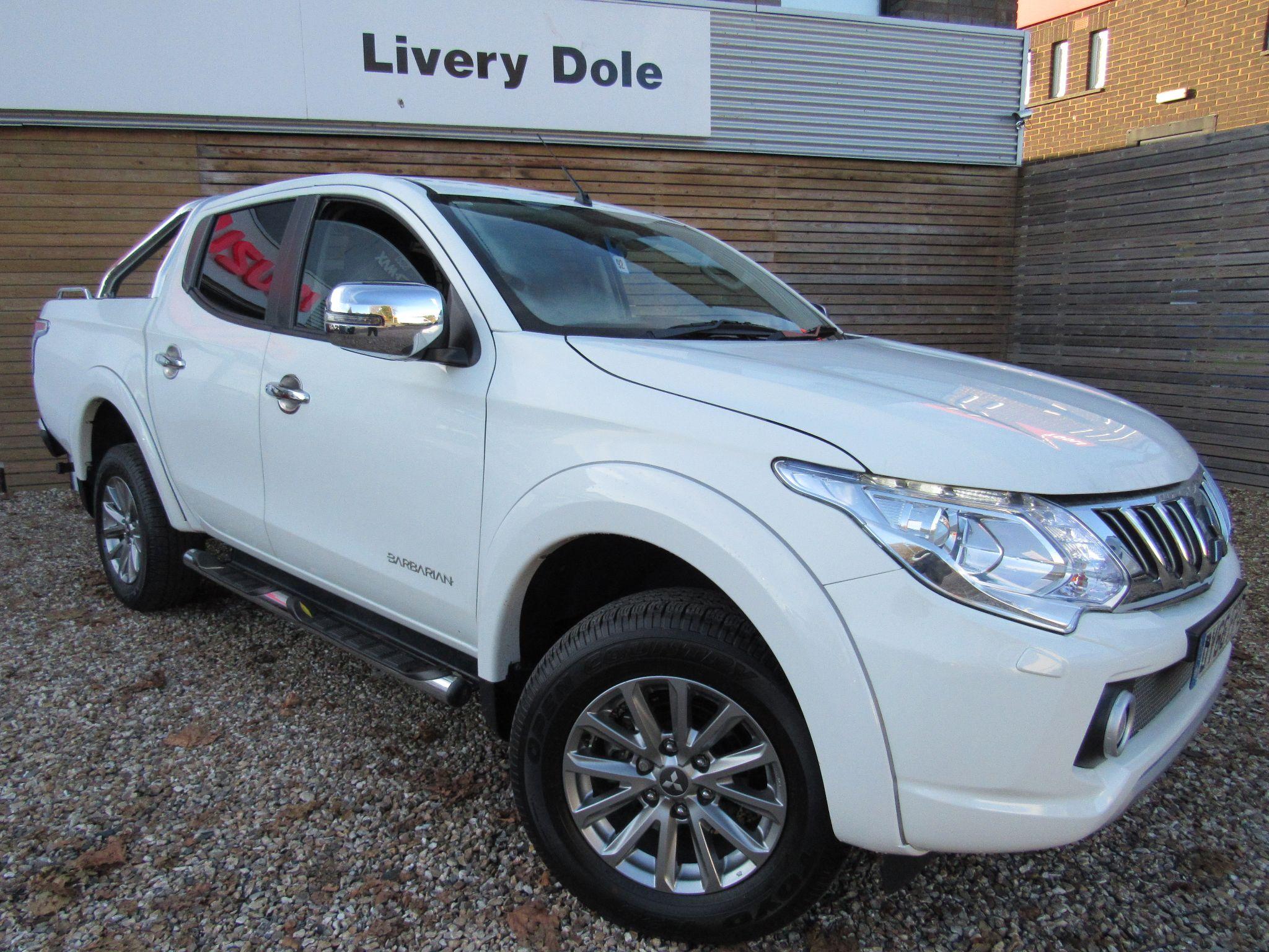 Main listing image - Mitsubishi L200