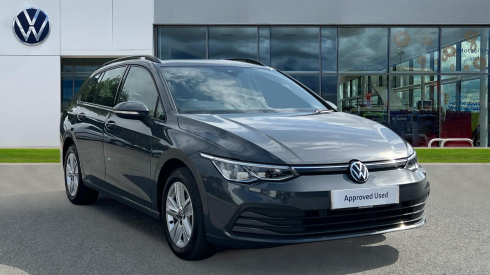 Main listing image - Volkswagen Golf Estate