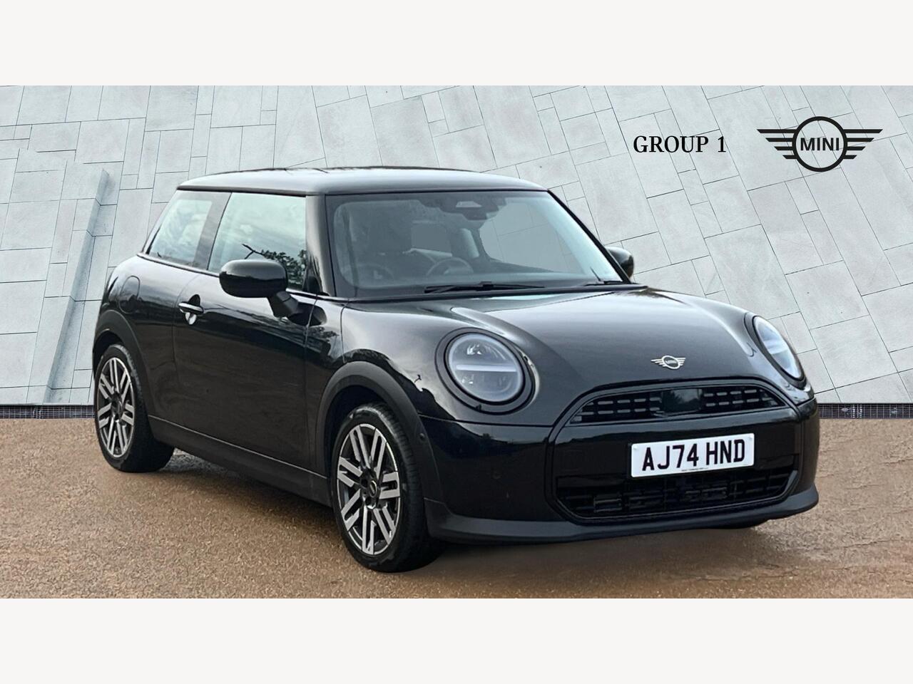 Main listing image - MINI Hatchback