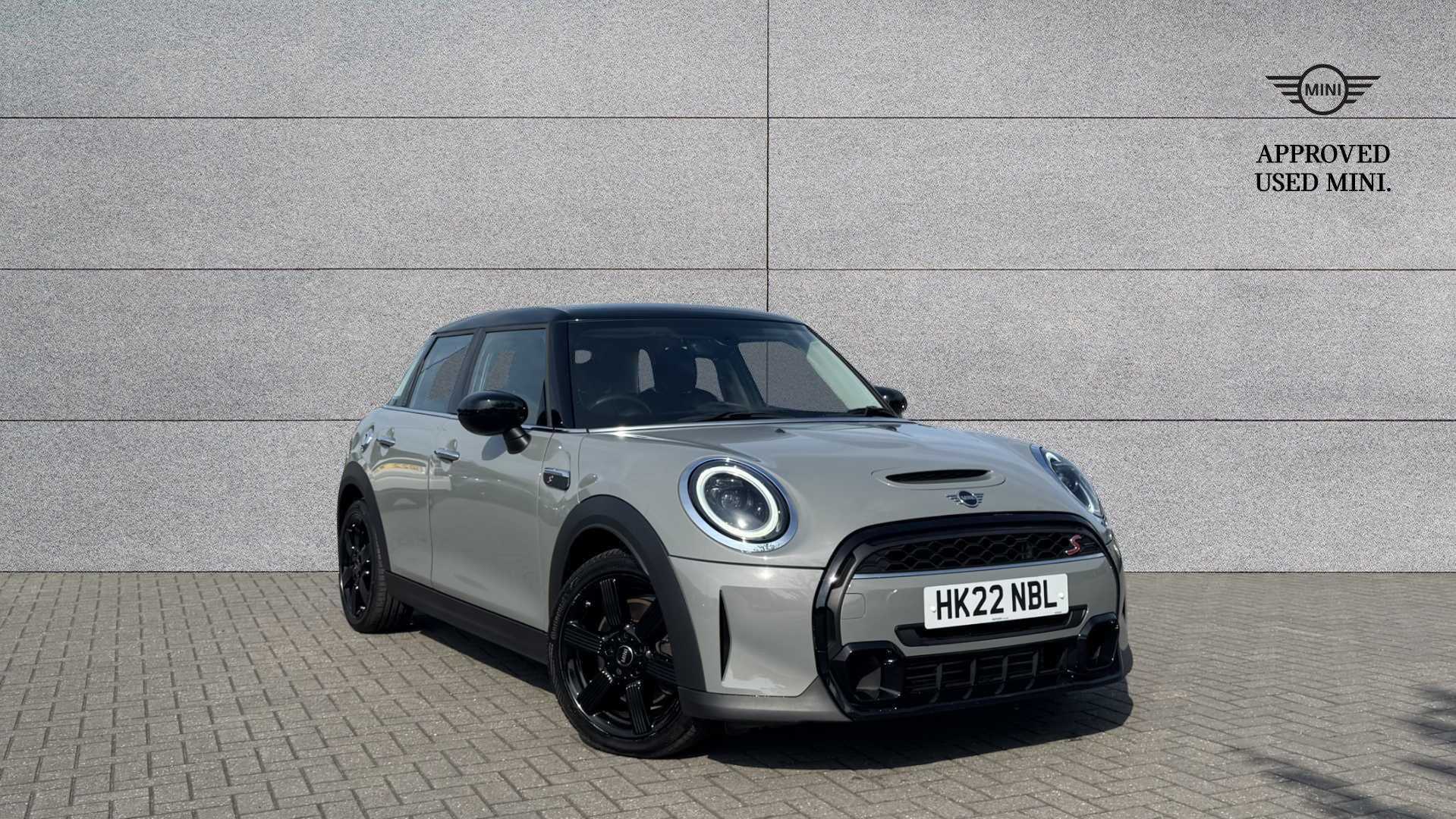 Main listing image - MINI Hatchback 5dr