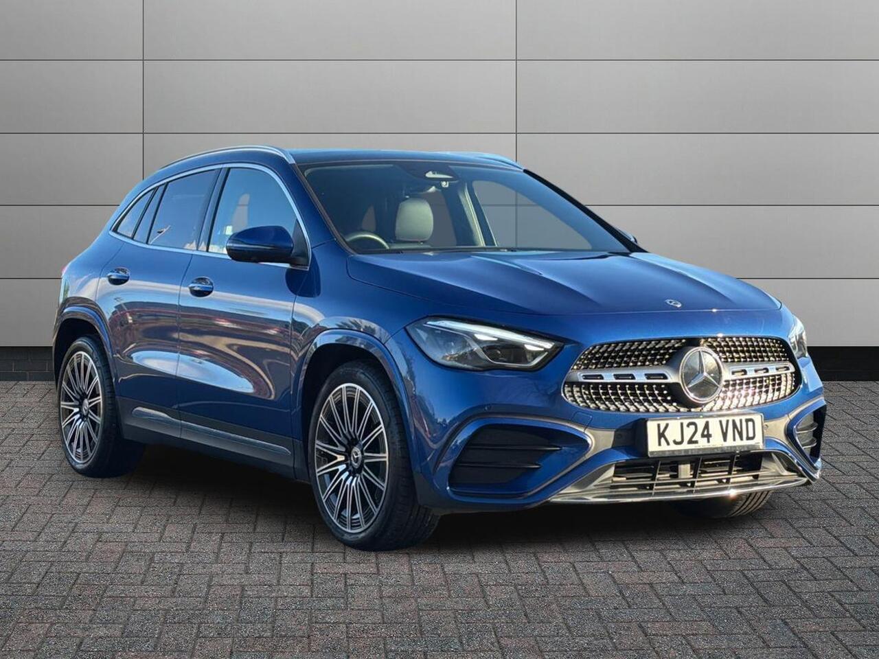 Main listing image - Mercedes-Benz GLA