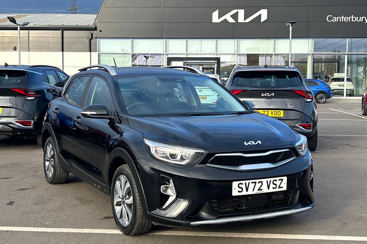 Main listing image - Kia Stonic