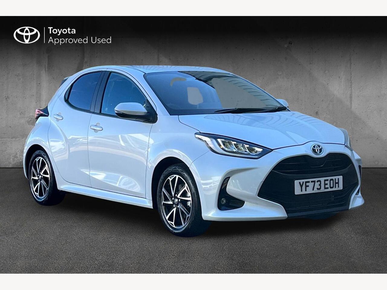 Main listing image - Toyota Yaris
