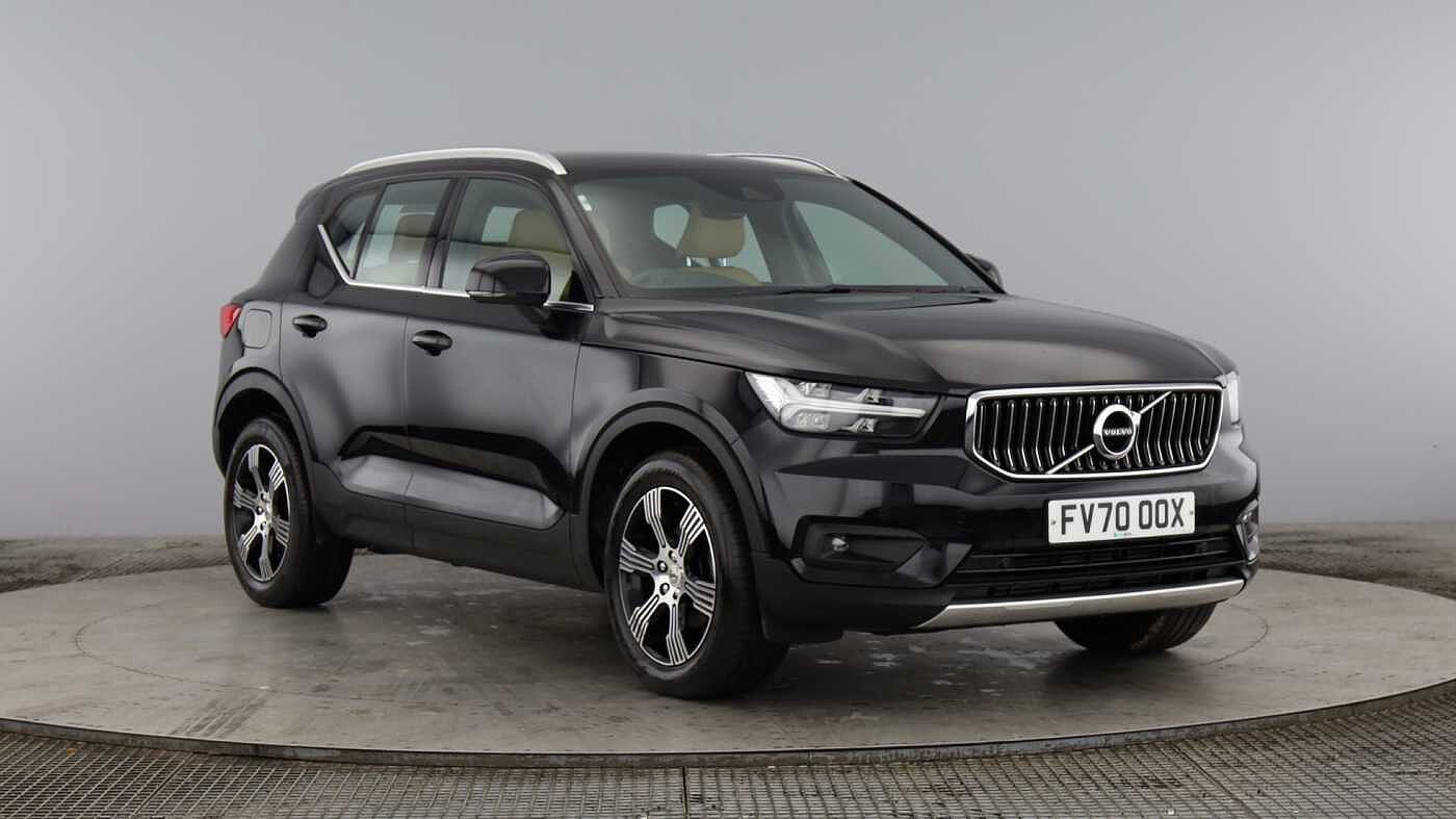 Main listing image - Volvo XC40