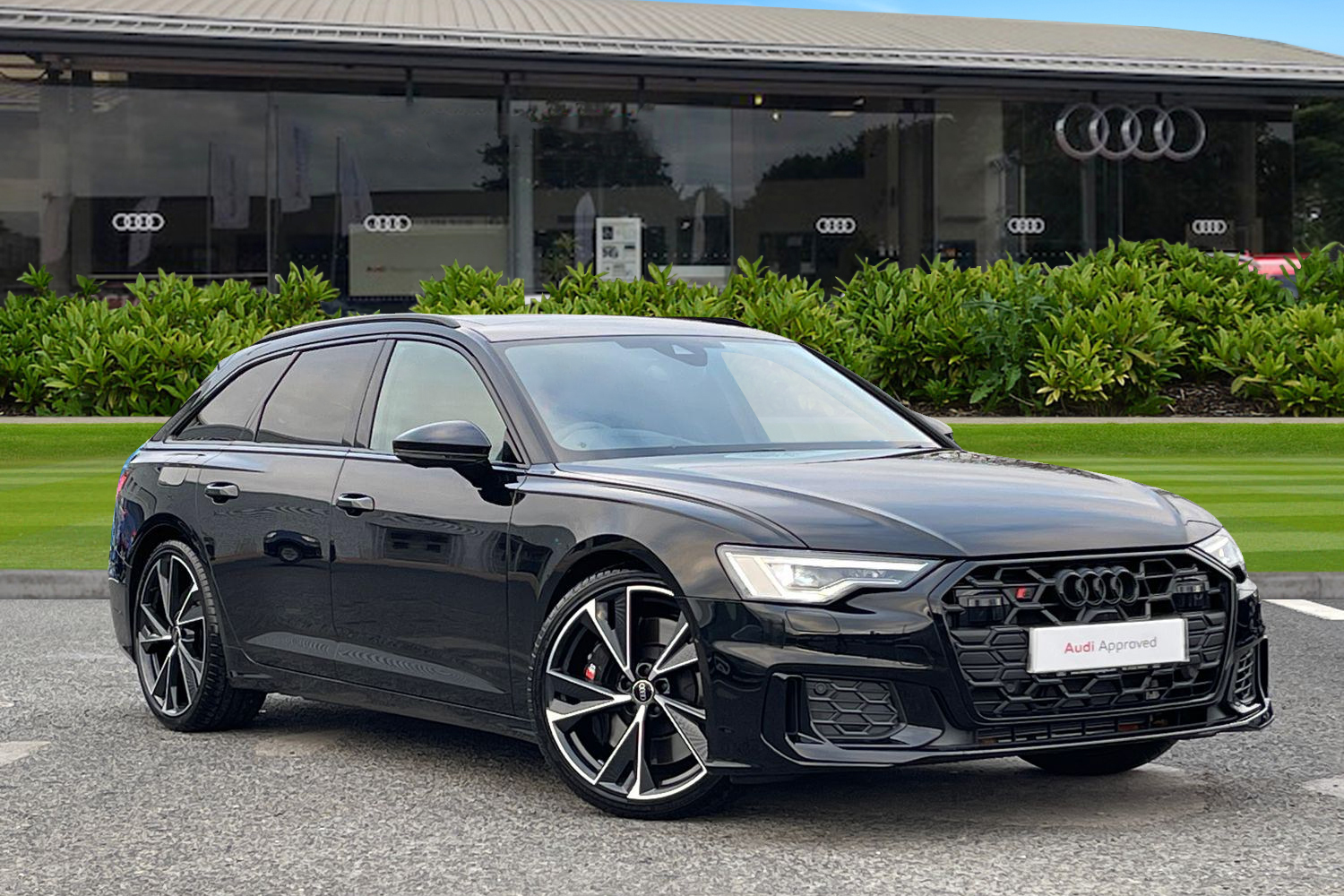 Main listing image - Audi A6