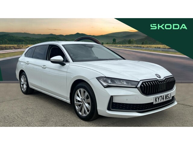 Main listing image - Skoda Superb Estate