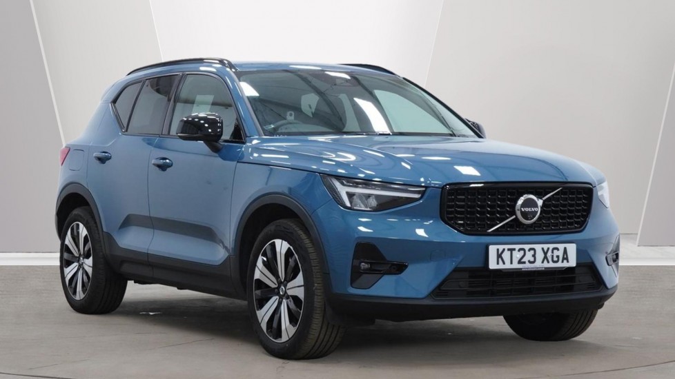 Main listing image - Volvo XC40 Recharge